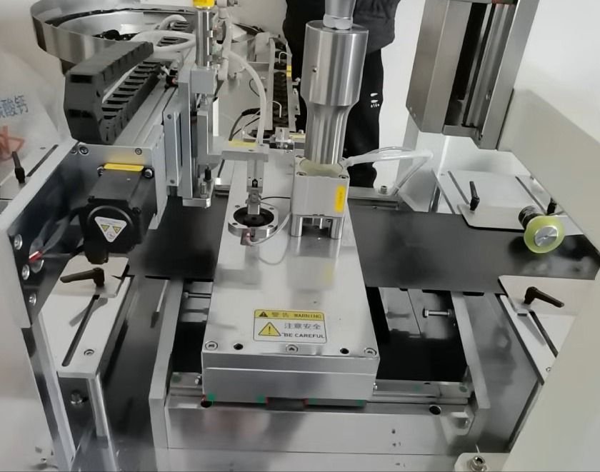 Prefabricated hole hose pipe machine (图3)