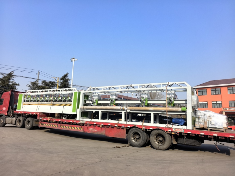 6m Tarp Auto Welding Machine (图1) 6m Tarp Auto Welding Machine (图1)